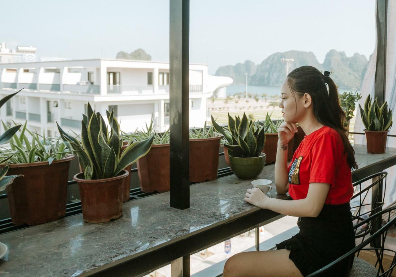 Luxstay Hotel Hạ Long Extérieur photo